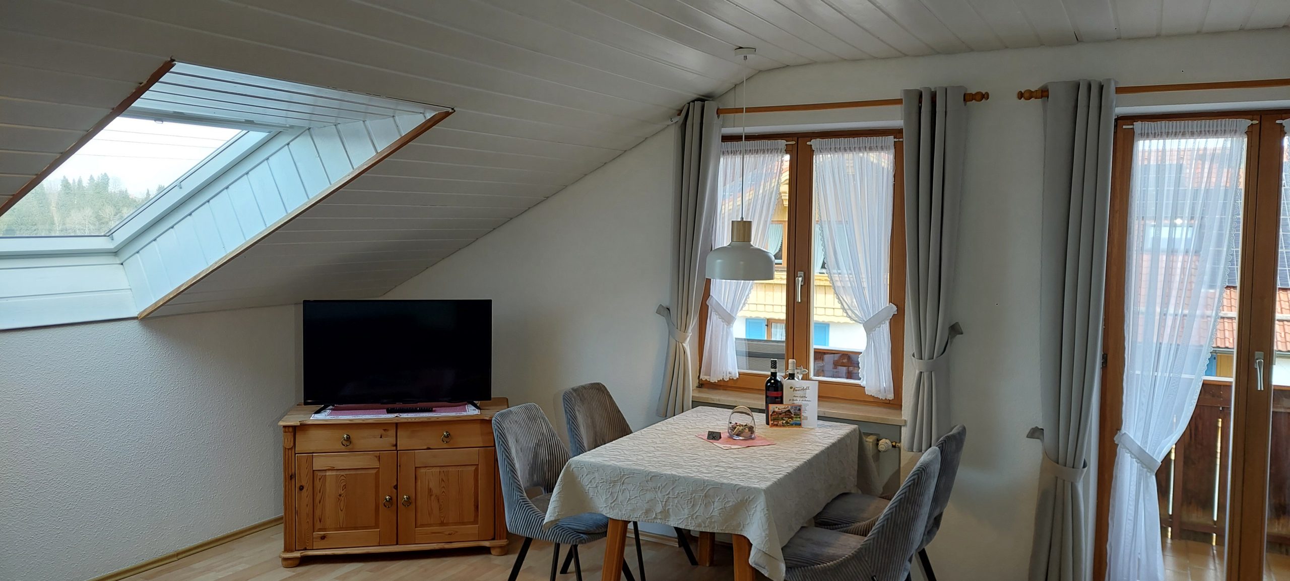 Wohnung-Weißensee-Wohnzimmer